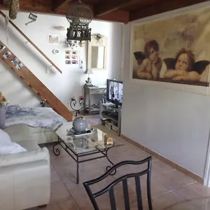 https://chez-gene.fr-provencehotel.com